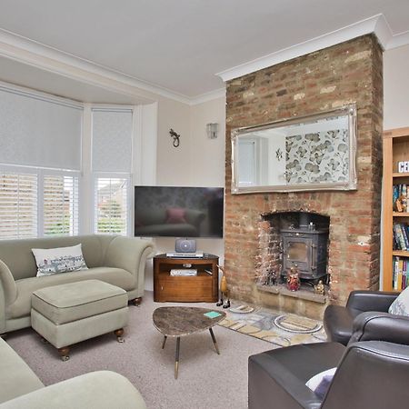 Spacious Seaside Escape In The Heart Of Deal, 4 Mins From The Beach Dış mekan fotoğraf