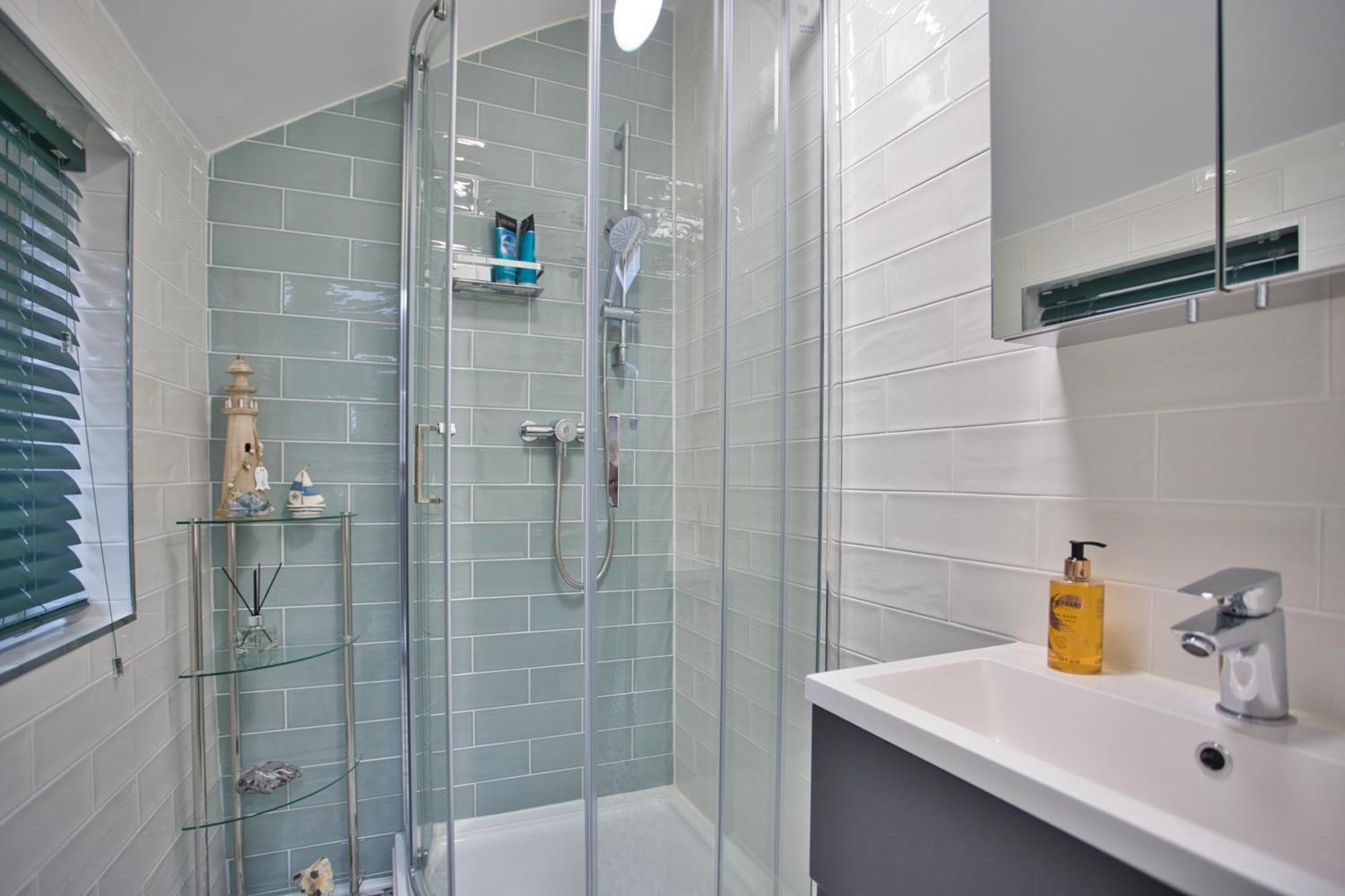 Spacious Seaside Escape In The Heart Of Deal, 4 Mins From The Beach Dış mekan fotoğraf