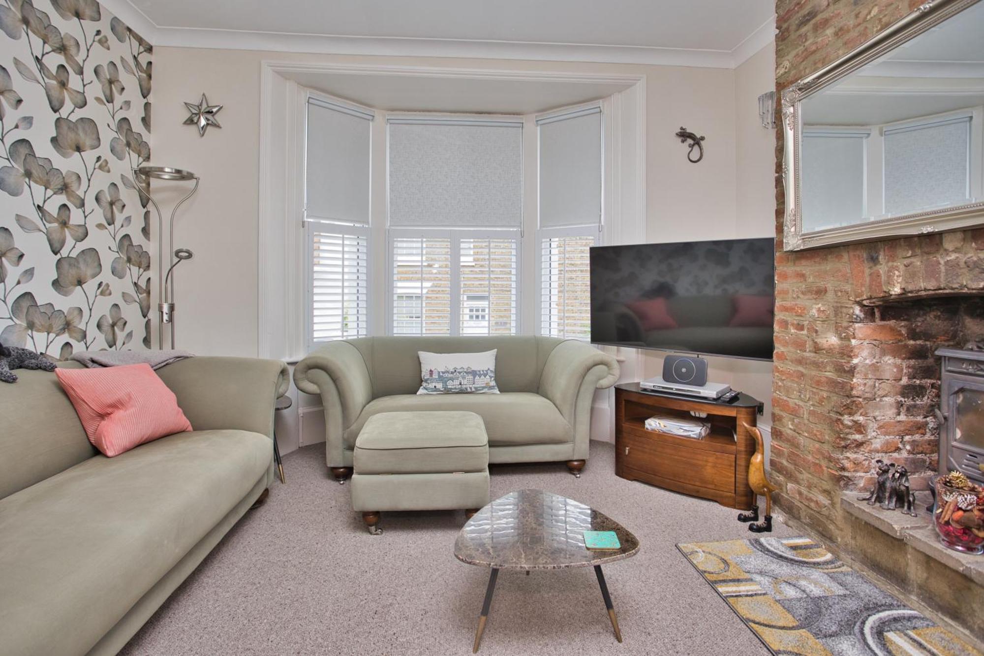 Spacious Seaside Escape In The Heart Of Deal, 4 Mins From The Beach Dış mekan fotoğraf